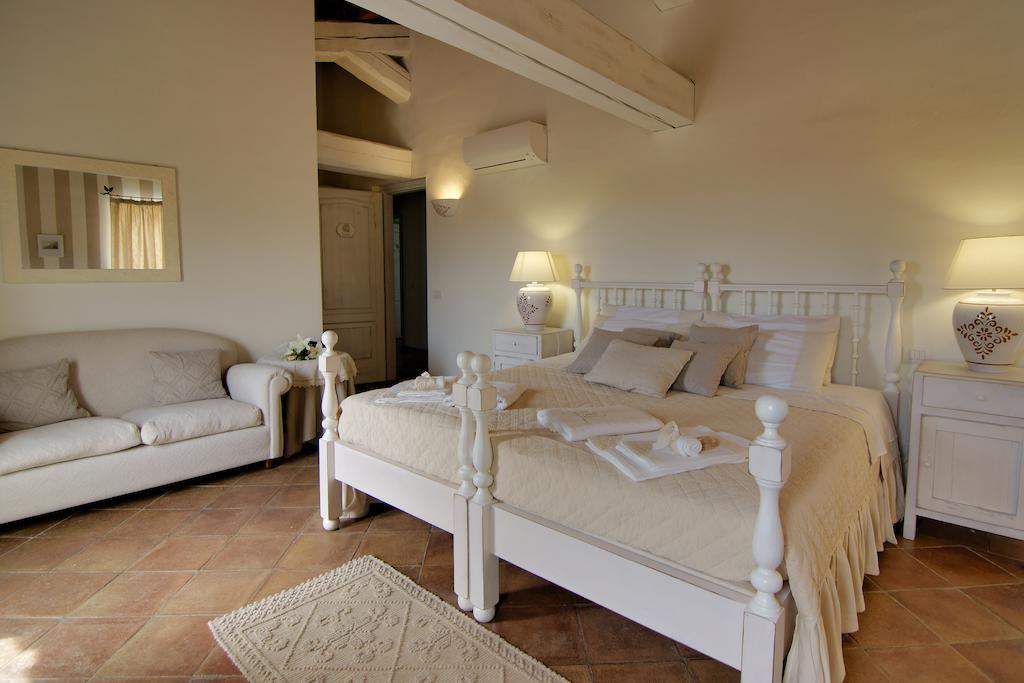 Domus Corallia-Luxury Rooms Porto Rotondo Room photo