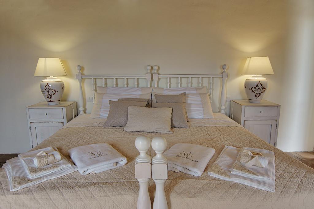 Domus Corallia-Luxury Rooms Porto Rotondo Room photo
