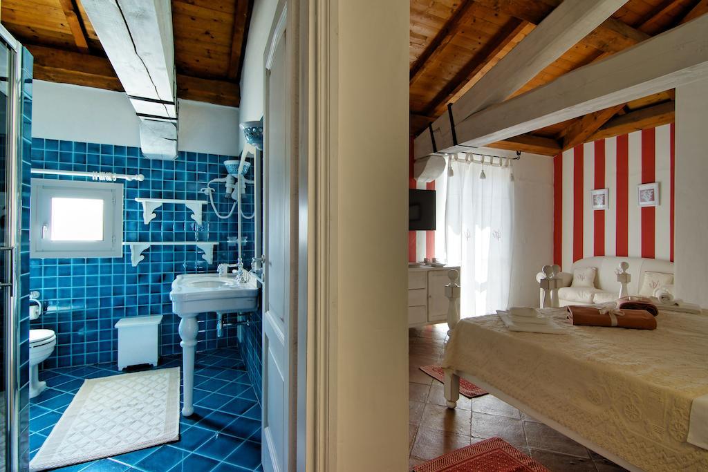 Domus Corallia-Luxury Rooms Porto Rotondo Room photo