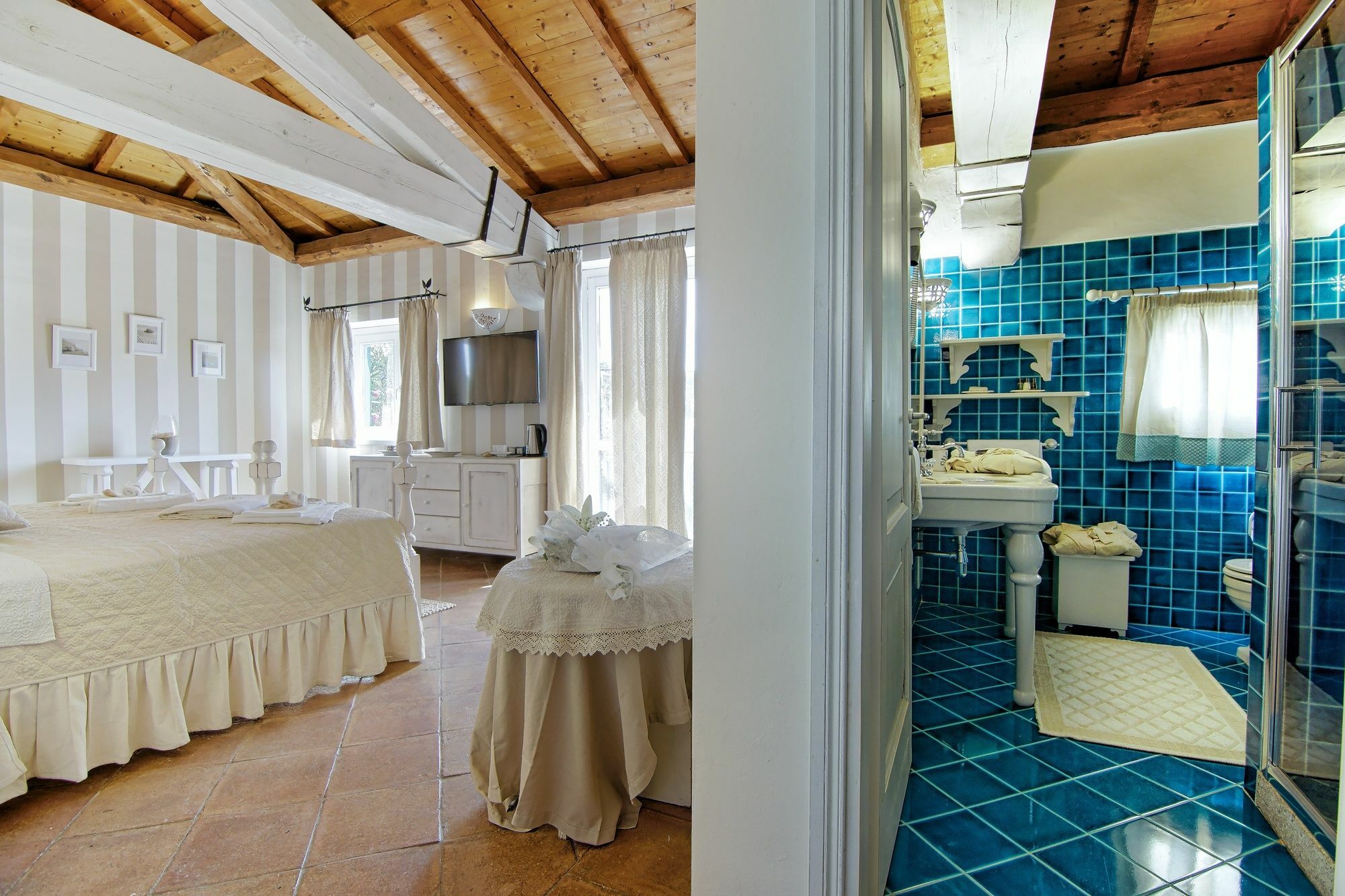 Domus Corallia-Luxury Rooms Porto Rotondo Exterior photo