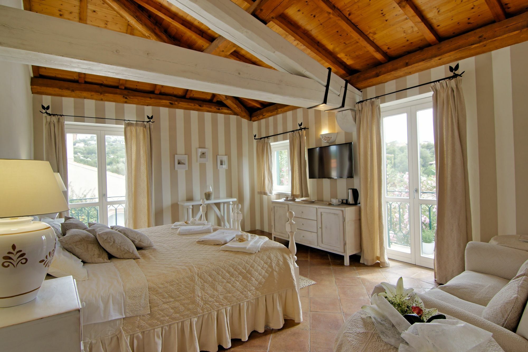 Domus Corallia-Luxury Rooms Porto Rotondo Exterior photo